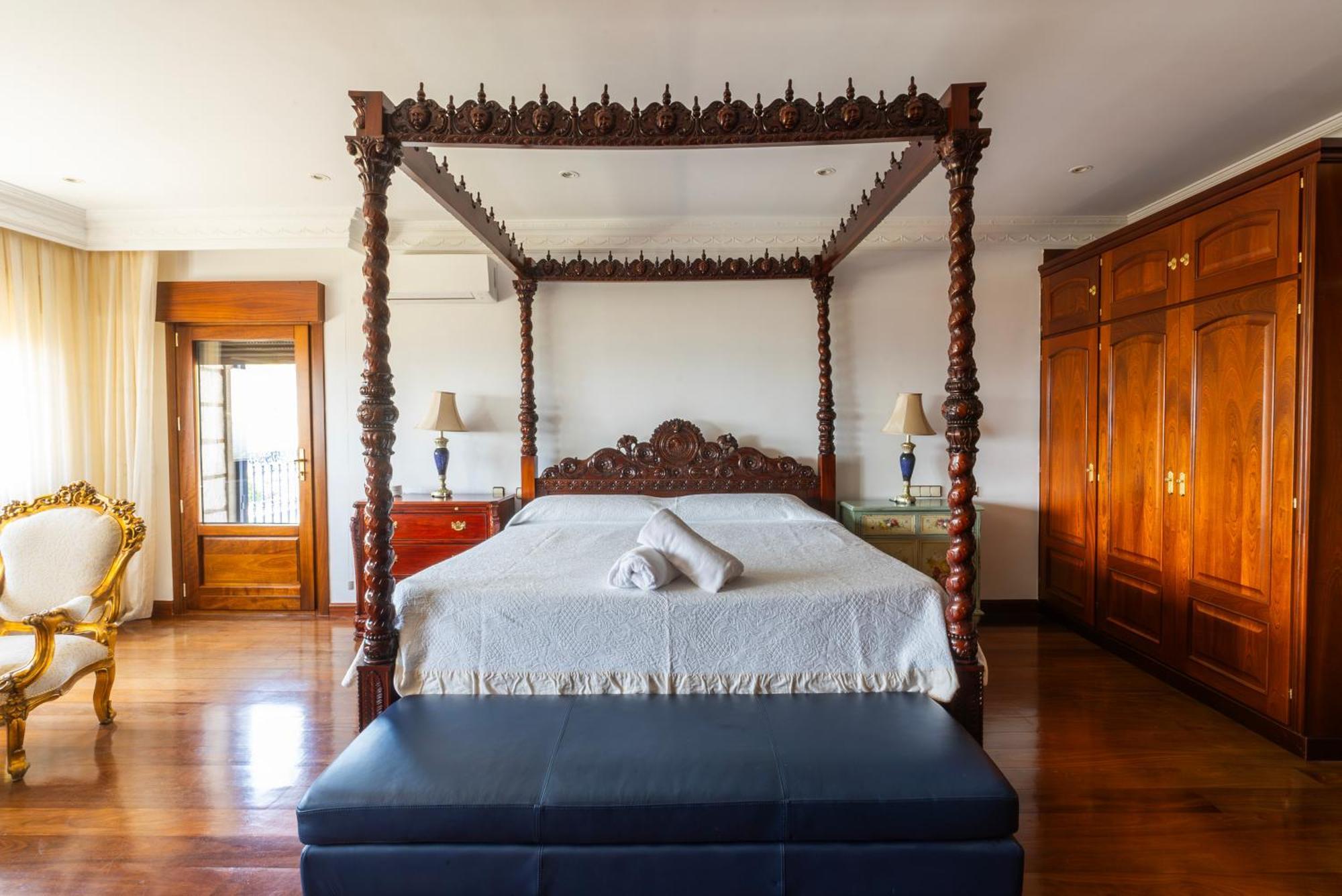 Villa Mansion Con Jacuzzi A 40 Grados, Gran Piscina Y Padel *