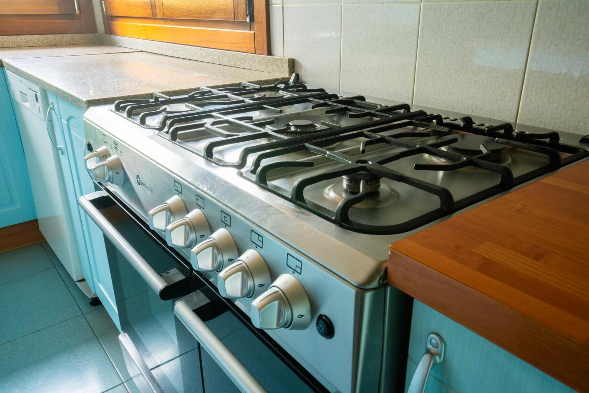 Mansion Con Jacuzzi A 40 Grados, Gran Piscina Y Padel * El Tiemblo