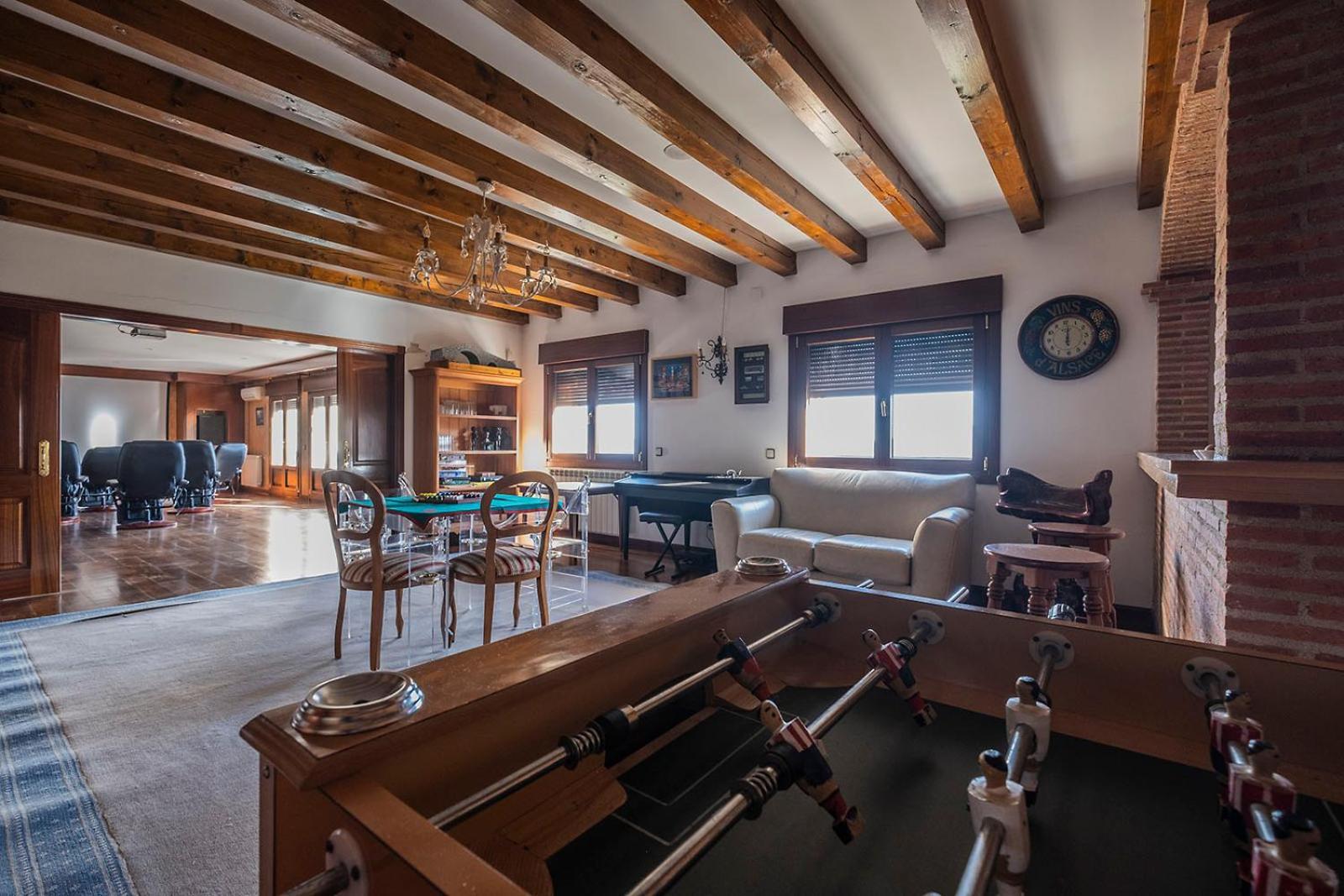Mansion Con Jacuzzi A 40 Grados, Gran Piscina Y Padel Villa El Tiemblo