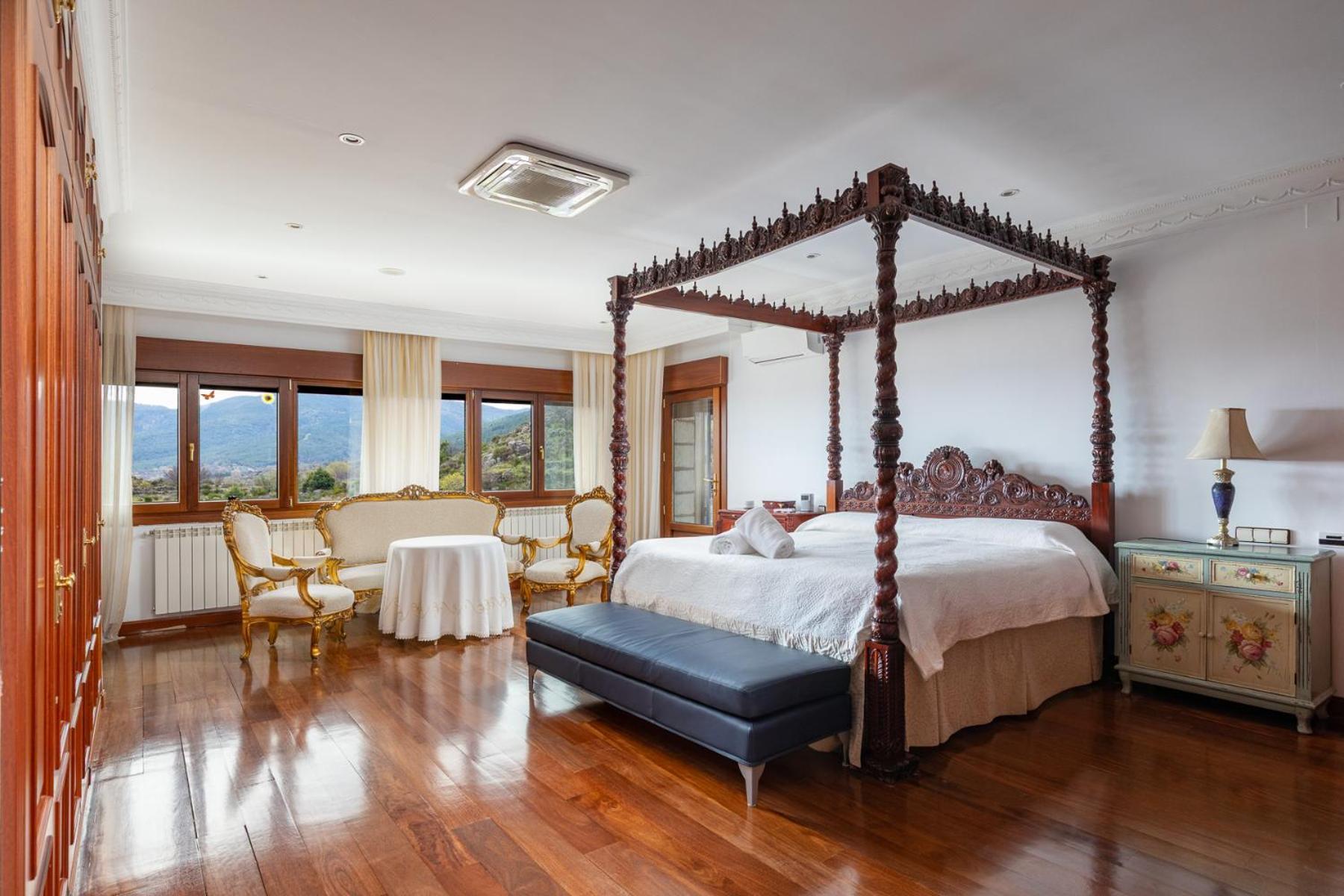 Mansion Con Jacuzzi A 40 Grados, Gran Piscina Y Padel El Tiemblo