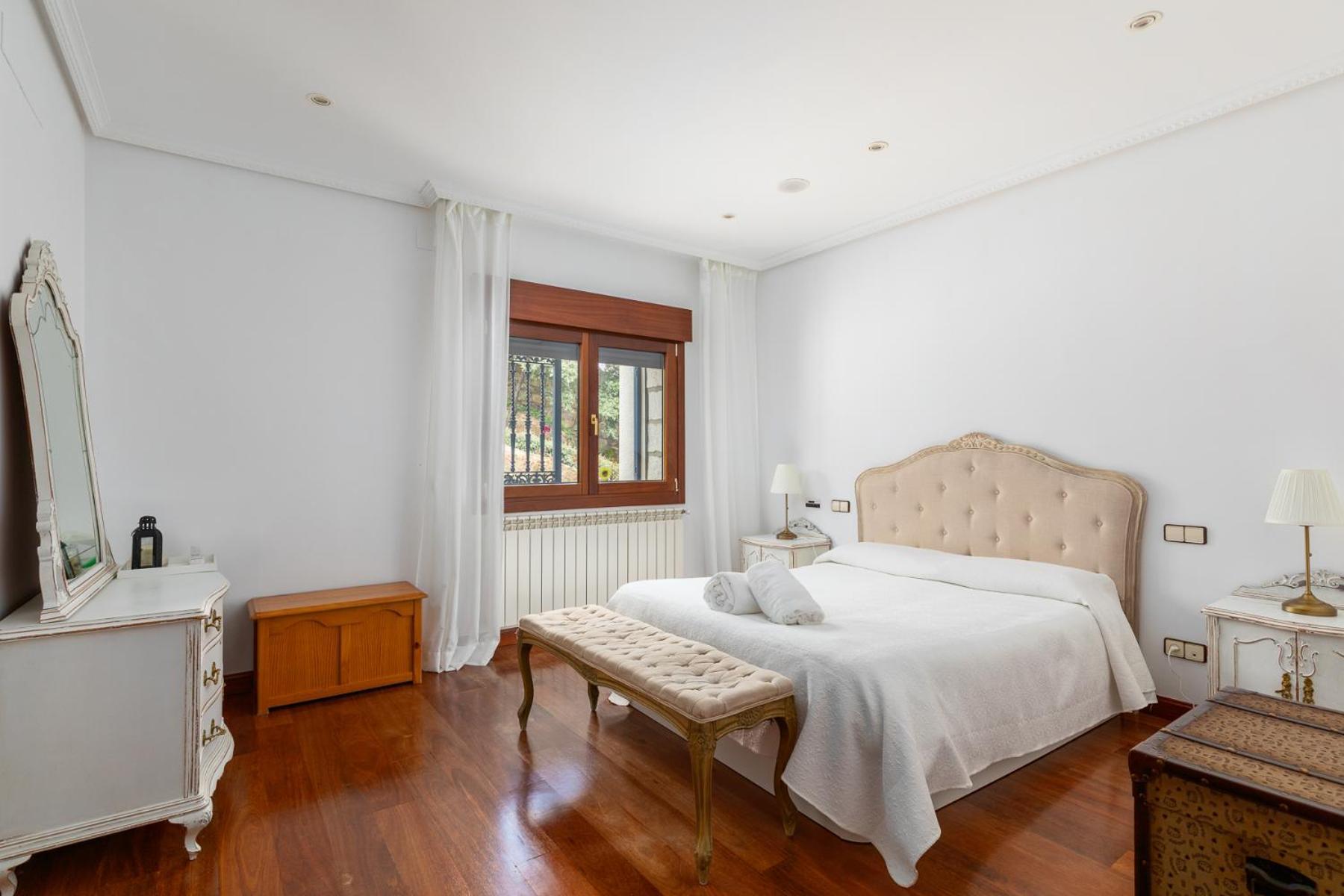 Mansion Con Jacuzzi A 40 Grados, Gran Piscina Y Padel * El Tiemblo